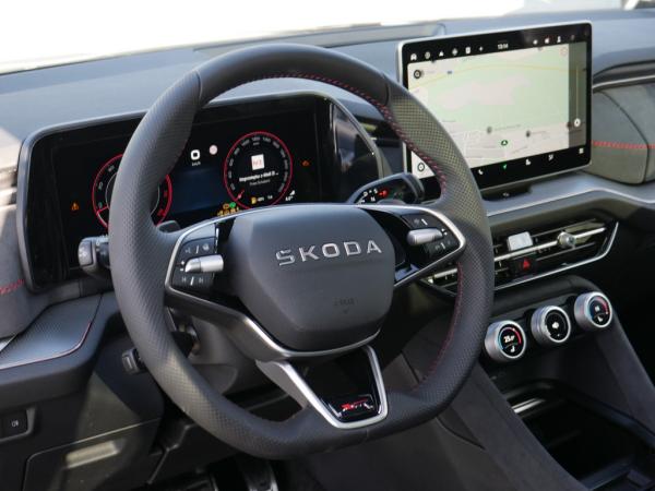 Skoda Kodiaq 2.0 TSI DSG RS 4X4 PANO MATRIX-LED AHK *841*