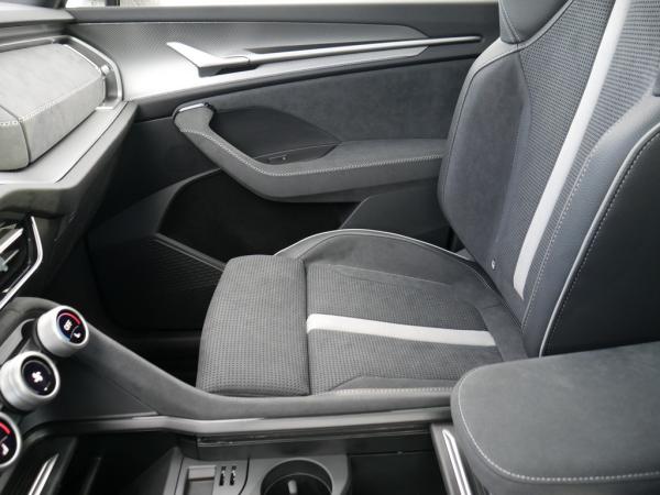 Skoda Kodiaq 2.0 TDI DSG Sportline 4x4 7-Sitzer AHK ACC LED *876*