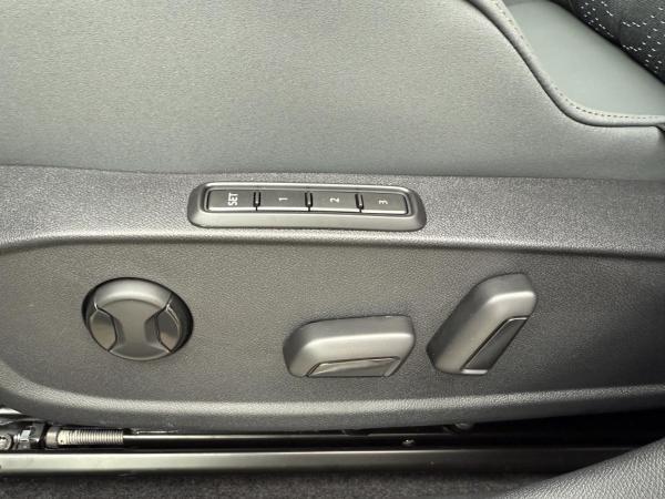 Cupra Formentor Extreme AHK Pano Akrapovic