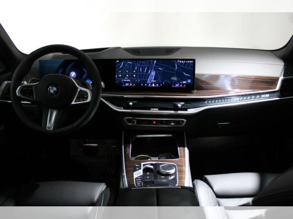 BMW X5 xDrive40i M Sport ab Lager!