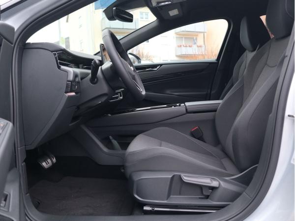 Volkswagen ID.7 Tourer Pro (286 PS) 77 kWh *AHK*NAVI*WÄRMEPUMPE*GANZJAHRESREIFEN*