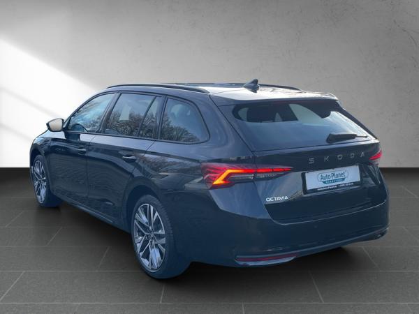 Skoda Octavia Combi 2.0 TDI *PRIVAT*SOFORT* l DSG l AHK l PANO l NAVI l MATRIX l 360°