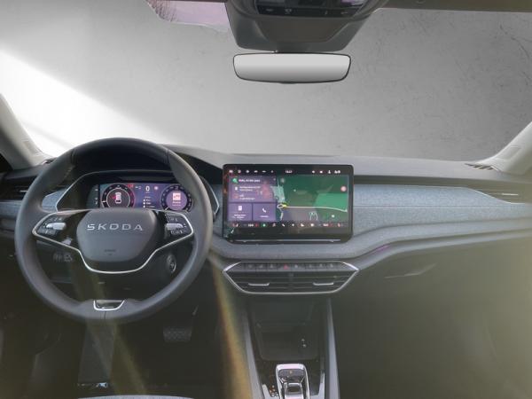 Skoda Octavia Combi 2.0 TDI *PRIVAT*SOFORT* l DSG l AHK l PANO l NAVI l MATRIX l 360°