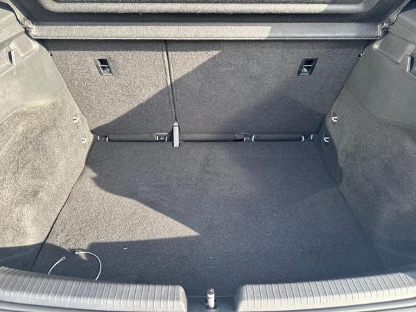 Volkswagen ID.3 Pure Performance 1-Gang NAVI LED