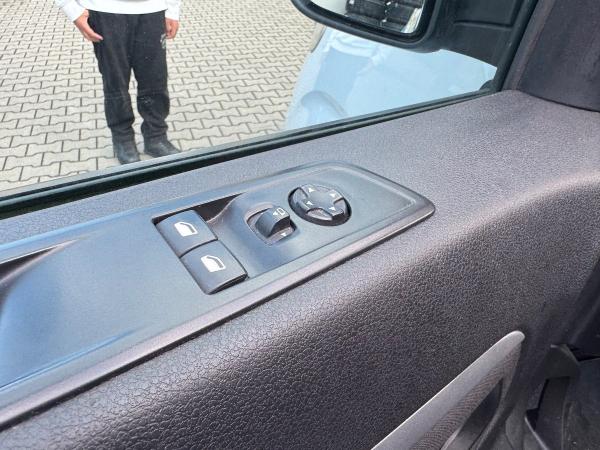 Opel Vivaro Kasten 2.0 D (L2) Klima+Kam.