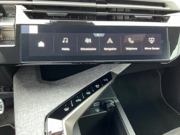 Peugeot 3008 1.2 145 GT ACC+Alcantara+LED+Navi+SHZ+Kam.