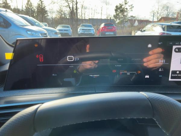 Peugeot 3008 1.2 145 GT ACC+Alcantara+LED+Navi+SD+SHZ