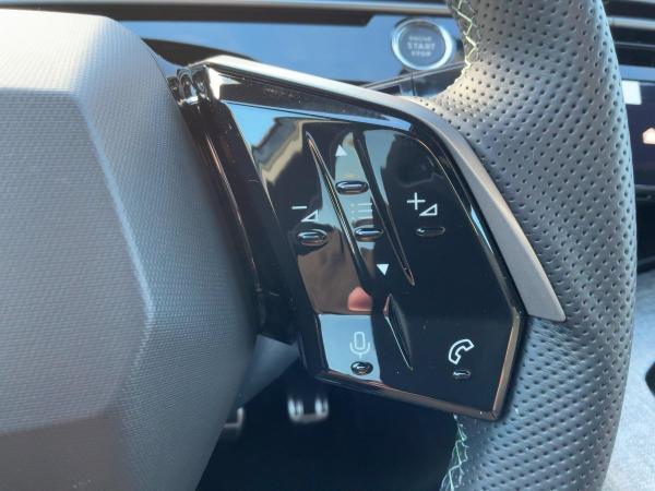 Peugeot 3008 1.2 145 GT ACC+Alcantara+LED+Navi+SD+SHZ