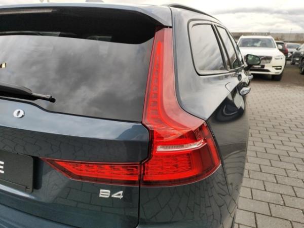 Volvo V60 B4 Plus Dark Navi Leder Digitales Cockpit HarmanKardon 360 Kamera