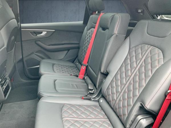 Audi Q7 SUV S line business TDI qu tiptr. Laser Pano