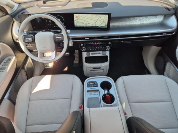 Hyundai IONIQ 9 Vorführwagen 6-Sitzer UNIQ Swivel Pano-Dach