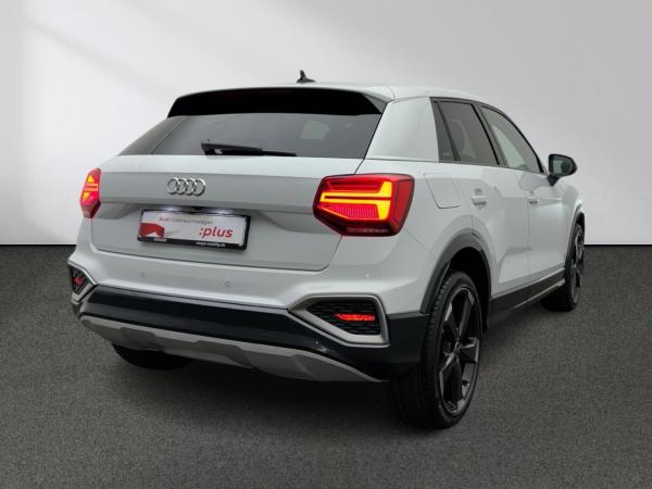 Audi Q2 35 TFSI advanced S tronic Matrix ACC AHK