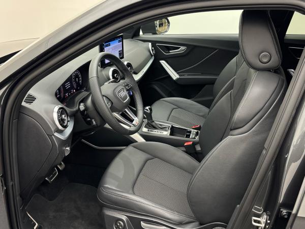Audi Q2 35 TFSI S line LED Digitales Cockpit Kamera