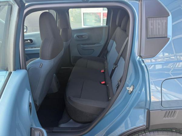 Fiat Grande Panda 1.2 Hybrid eDCT Business Edition in 4 Farben verfügbar Abholung Mannheim