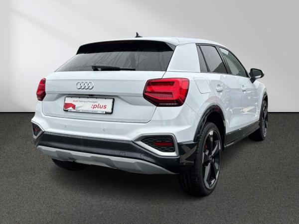 Audi Q2 Advanced 35 TFSI S tronic MMI Matrix AHK