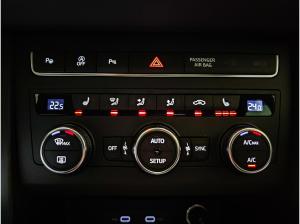 Seat Ateca 1.5 TSI DSG Road Edition Allwetterreifen ACC PDC V+H NAVI LE