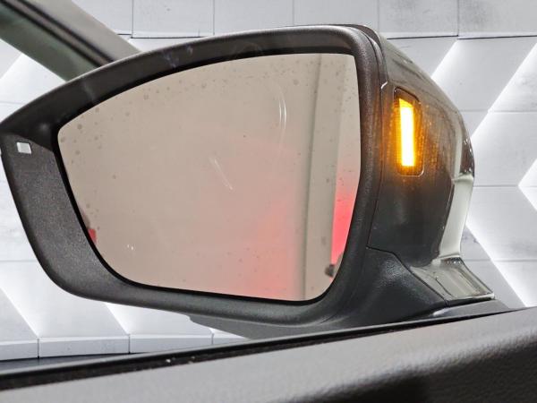 Seat Ateca 1.5 TSI DSG Road Edition 499,-€ Überführung Allwetterreifen ACC PDC V+H NAVI LE