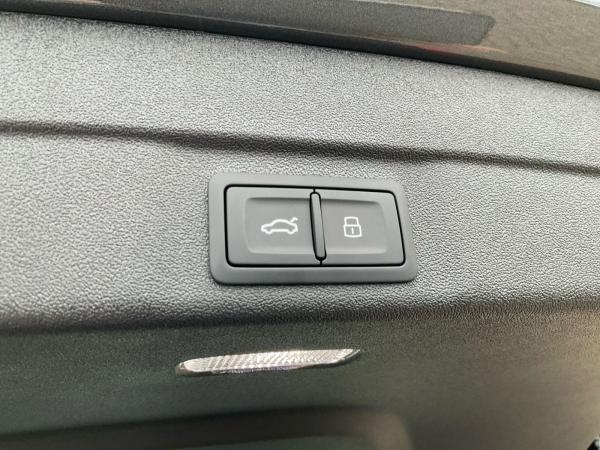 Audi A5 Avant TFSI quattro S tron ic