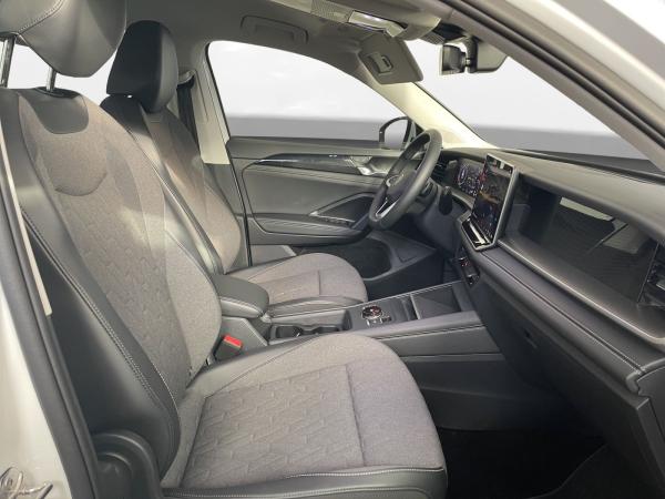 Volkswagen Tayron 1.5 eTSI Life 7-Sitzer AHK Matrix LM 18" Navi ACC