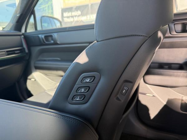 Hyundai SANTA FE 6-AT 2WD Blackline