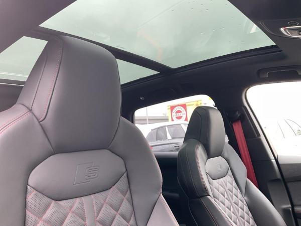 Audi Q7 SUV S line business TDI qu tiptr. Laser Pano