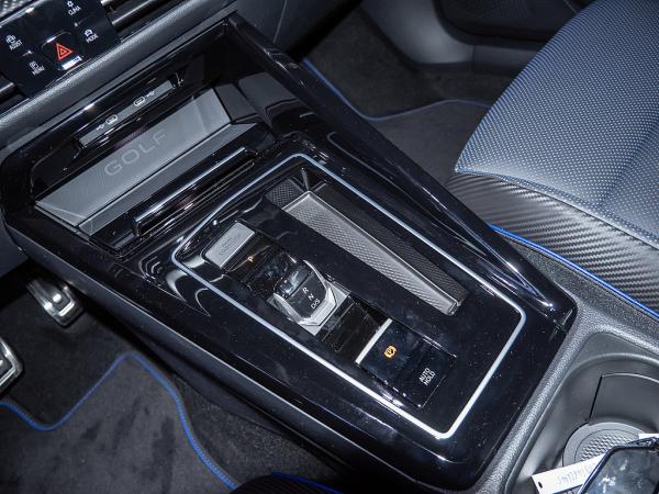 Volkswagen Golf VIII