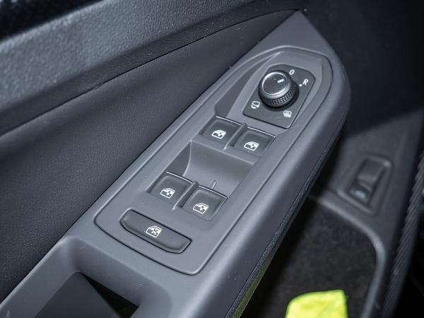 Volkswagen Golf VIII