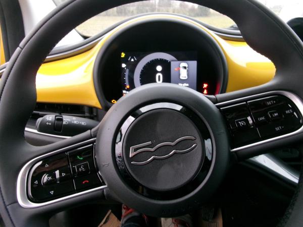 Fiat 500 NEUES MODELL  Benziner Mildhybrid 65 PS POP