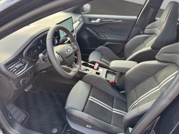 Ford Focus Turnier ST X ❗280 PS❗AUTOMATIK❗VOLLAUSSTATTUNG❗SOFORT-VERFÜGBAR❗