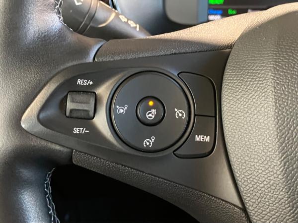 Opel Corsa-e Laden, Parkpilot, Navi, SHZ