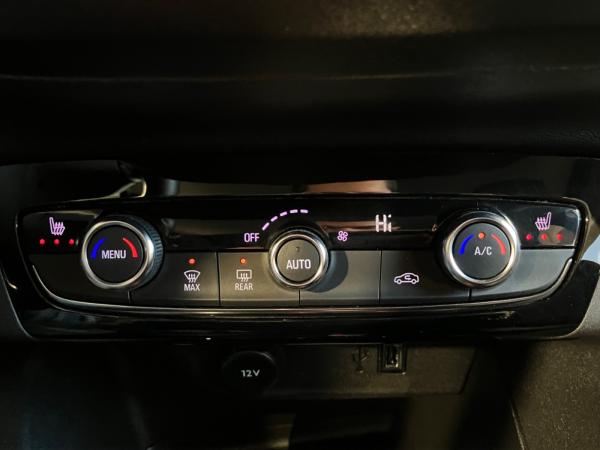 Opel Corsa-e Laden, Parkpilot, Navi, SHZ