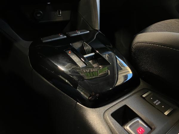 Opel Corsa-e Laden, Parkpilot, Navi, SHZ