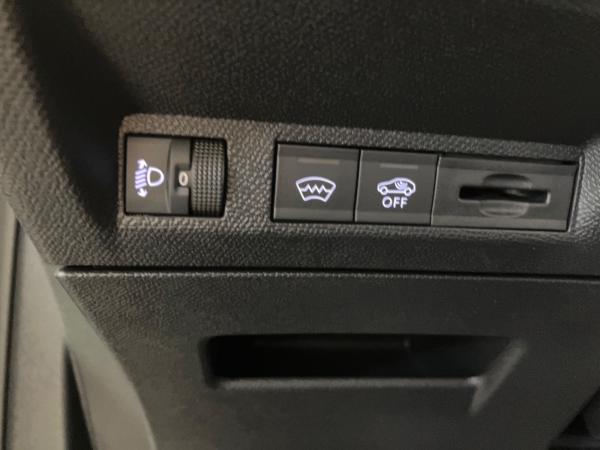 Peugeot 3008 1.2 LED+Navi+Sitzheizung,Klima,USB