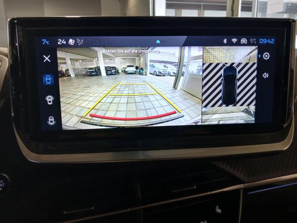 Peugeot 2008 1.2 GT Parkpilot,Sitzheizung,Navi,Tempomat