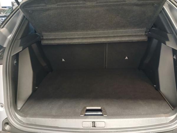 Peugeot 2008 1.2 GT Parkpilot,Sitzheizung,Navi,Tempomat