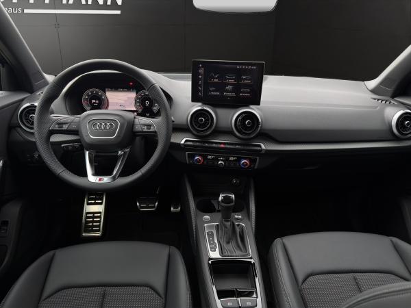 Audi Q2 S line 35 TFSI S tronic / NAVI / MATRIX / ASSISTENZPAKET FAHREN & PARKEN