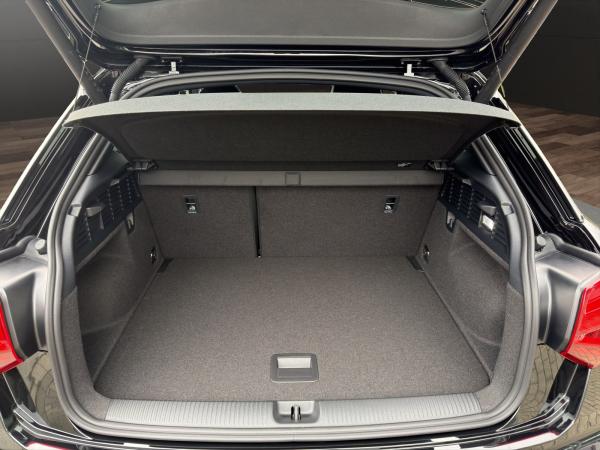 Audi Q2 S line 35 TFSI S tronic / NAVI / MATRIX / ASSISTENZPAKET FAHREN & PARKEN