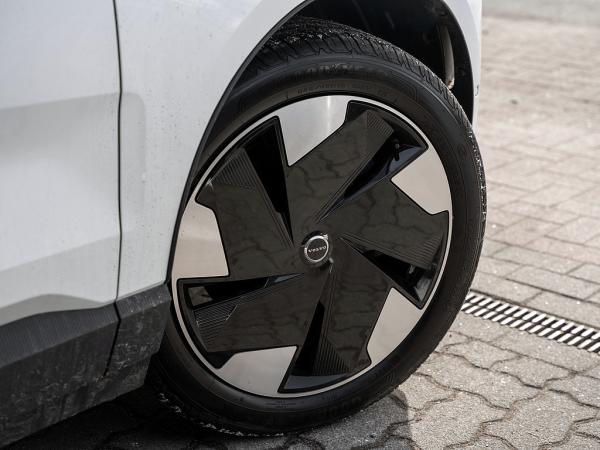 Volvo EX30 Single Motor Extended Range Ultra *VFW ABVERKAUFSWOCHEN*