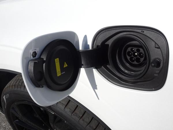 Volvo XC60 T8 AWD Plus Black Edition ❗LAGERWAGENAKTION❗SOFORT VERFÜGBAR❗