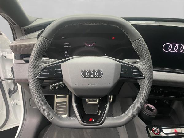Audi A6 e-tron MATRIX AHK B&O 360 HUD