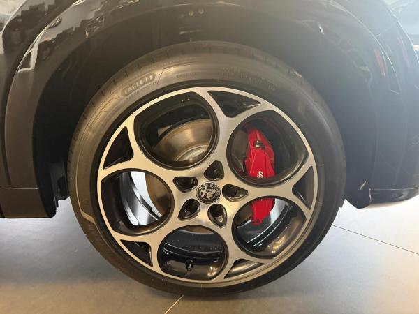 Alfa Romeo Tonale 1.5 VGT Hybrid 118kW DCT Veloce Abholung Mannheim