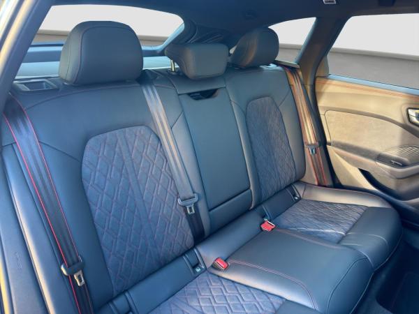 Audi A5 Avant e-hybrid qu Pano #black Tech plus MATRIX