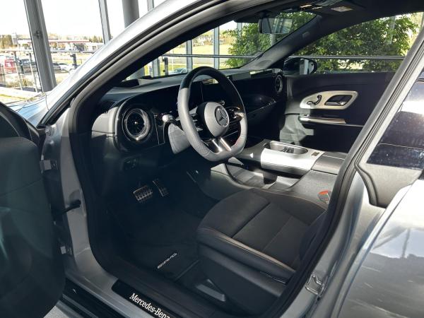 Mercedes-Benz CLA 250 CLA 350 4MATIC mit EQ Technologie+ AMG Line Plus+Head-up+Winter-Paket