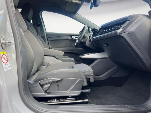 Audi Q4 e-tron 40, Audi Sound System, Winterräder