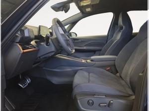 Cupra Born Edition Dynamic  HUD Ganzjahresreifen Wärmepumpe Top View  Kamera