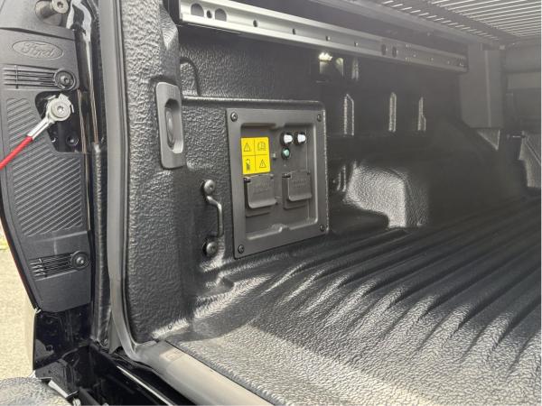 Ford Ranger Stormtrak PHEV #ELEKTR.LADERAUMROLLO #PRO POWER ONBOARD 2,3KW #AHK FÜR 3,5T
