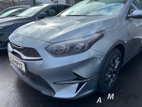 Kia Ceed SW 1.5T Ultimate Edition+Style+JBL+LED+Smartkey