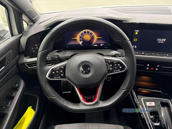 Volkswagen Golf VIII GTI DSG Matrix 19Zoll ACC Navi SHZ
