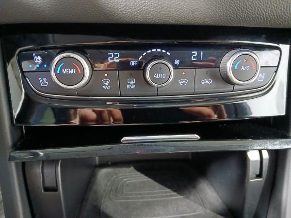 Opel Grandland 1.6T Navi,WirelessCharging,Sitzheizung