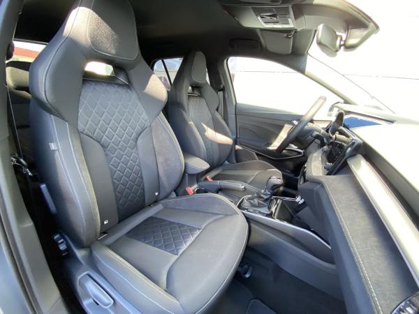 Skoda Fabia 1.5 TSI DSG Monte Carlo LED RFK ACC CarPlay